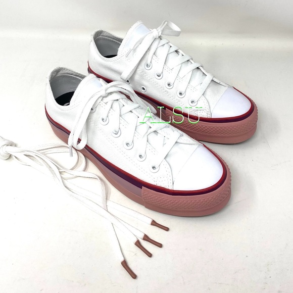 women's lift canvas low top sneaker